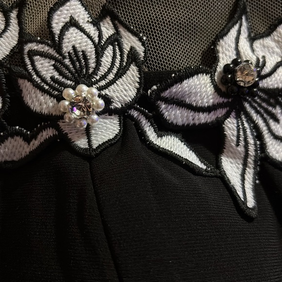 MSK SZ 8 Petite formal dresss - Picture 10 of 11